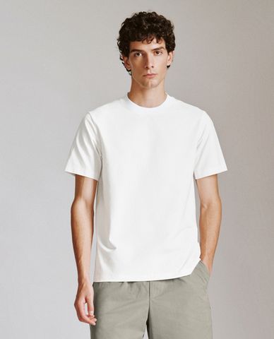  URBAN REVIVO - Áo thun nam cổ tròn tay ngắn Straight 