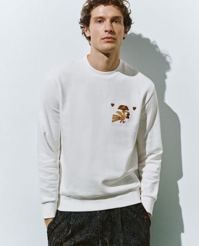  URBAN REVIVO - Áo sweatshirt nam cổ tròn tay dài phom suông 