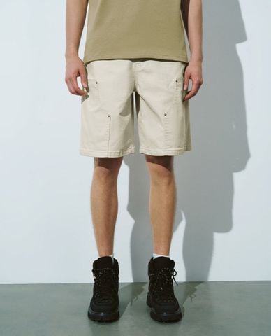  URBAN REVIVO - Quần shorts jean nam Leisure Time 