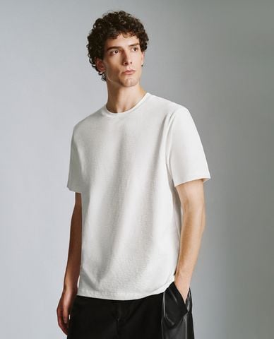  URBAN REVIVO - Áo thun nam cổ tròn tay ngắn Straight 