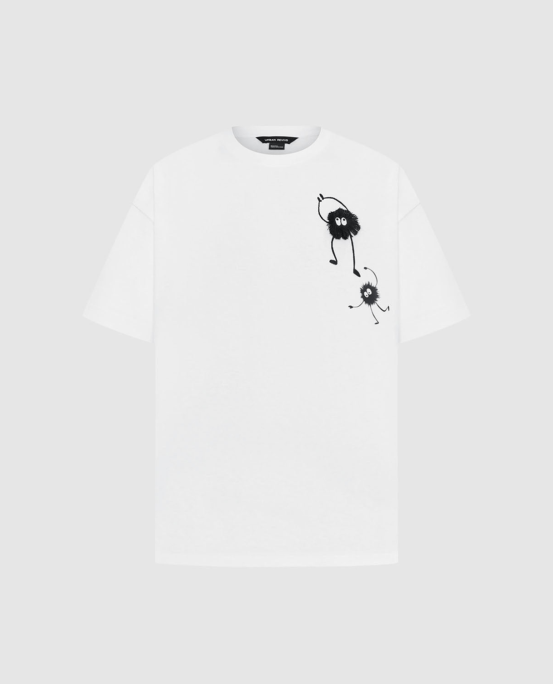 URBAN REVIVO - Áo thun nam cổ tròn tay ngắn in hình