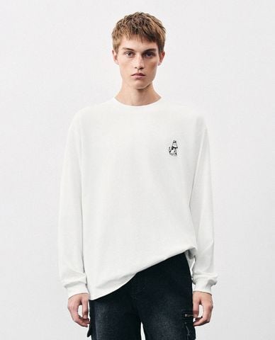  URBAN REVIVO - Áo thun nam cổ tròn tay dài Printed 