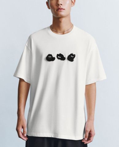  URBAN REVIVO - Áo thun nam cổ tròn tay ngắn phối hình Printed 