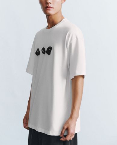  URBAN REVIVO - Áo thun nam cổ tròn tay ngắn phối hình Printed 