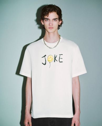  URBAN REVIVO - Áo thun nam cổ tròn tay ngắn Printed 