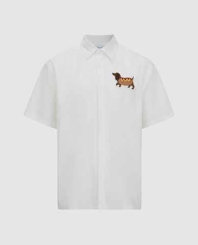  URBAN REVIVO - Áo sơ mi nam cổ bẻ tay ngắn phối hình 