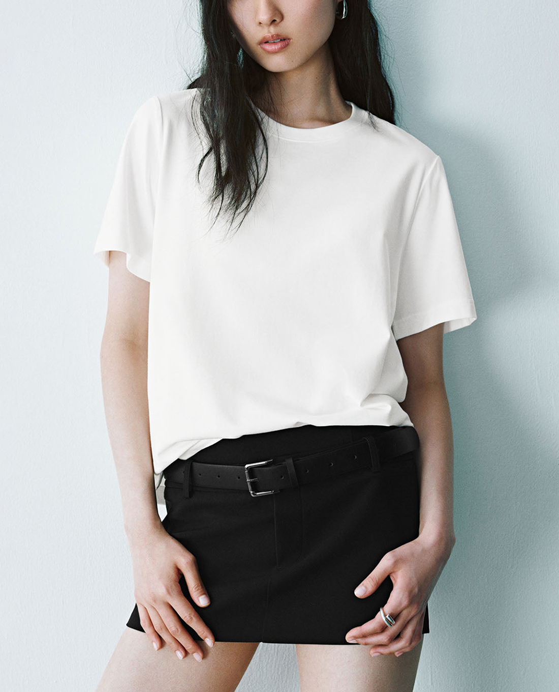 URBAN REVIVO - Áo thun nữ cổ tròn tay ngắn