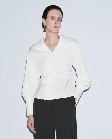  URBAN REVIVO - Áo kiểu nữ cổ bẻ tay dài Crossover Overhead 