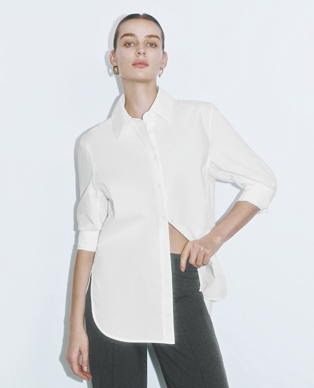 URBAN REVIVO - Áo sơ mi nữ cổ bẻ tay dài Notched Collar
