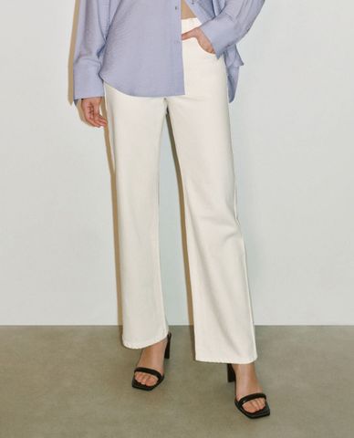  URBAN REVIVO - Quần jeans nữ ống đứng hiện đại 