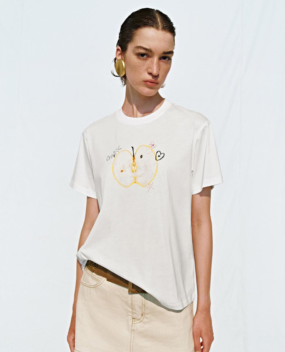 URBAN REVIVO - Áo thun nữ cổ tròn tay ngắn Printed