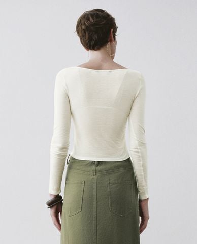  URBAN REVIVO - Áo kiểu nữ cổ thuyền tay dài phom ôm 