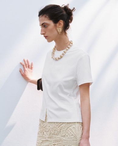  URBAN REVIVO - Áo thun nữ cổ tròn tay ngắn 