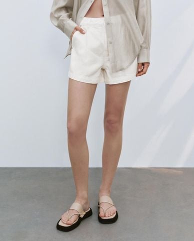  URBAN REVIVO - Quần short jeans nữ lưng cao 