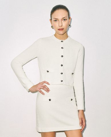  URBAN REVIVO - Áo khoác cardigan nữ cổ tròn tay dài hiện đại 