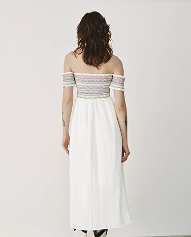  URBAN REVIVO - Đầm trễ vai chữ A phom midi phối nơ 