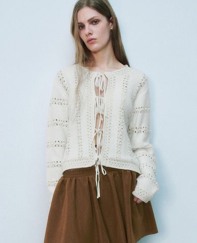  URBAN REVIVO - Áo khoác cardigan nữ phối dây hiện đại 
