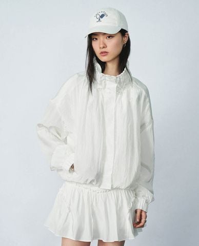  URBAN REVIVO - Áo khoác gió nữ cổ trụ tay dài Lightweight Loose 