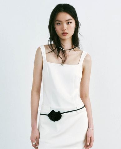  URBAN REVIVO - Đầm hai dây mini phối thắt lưng Straight 