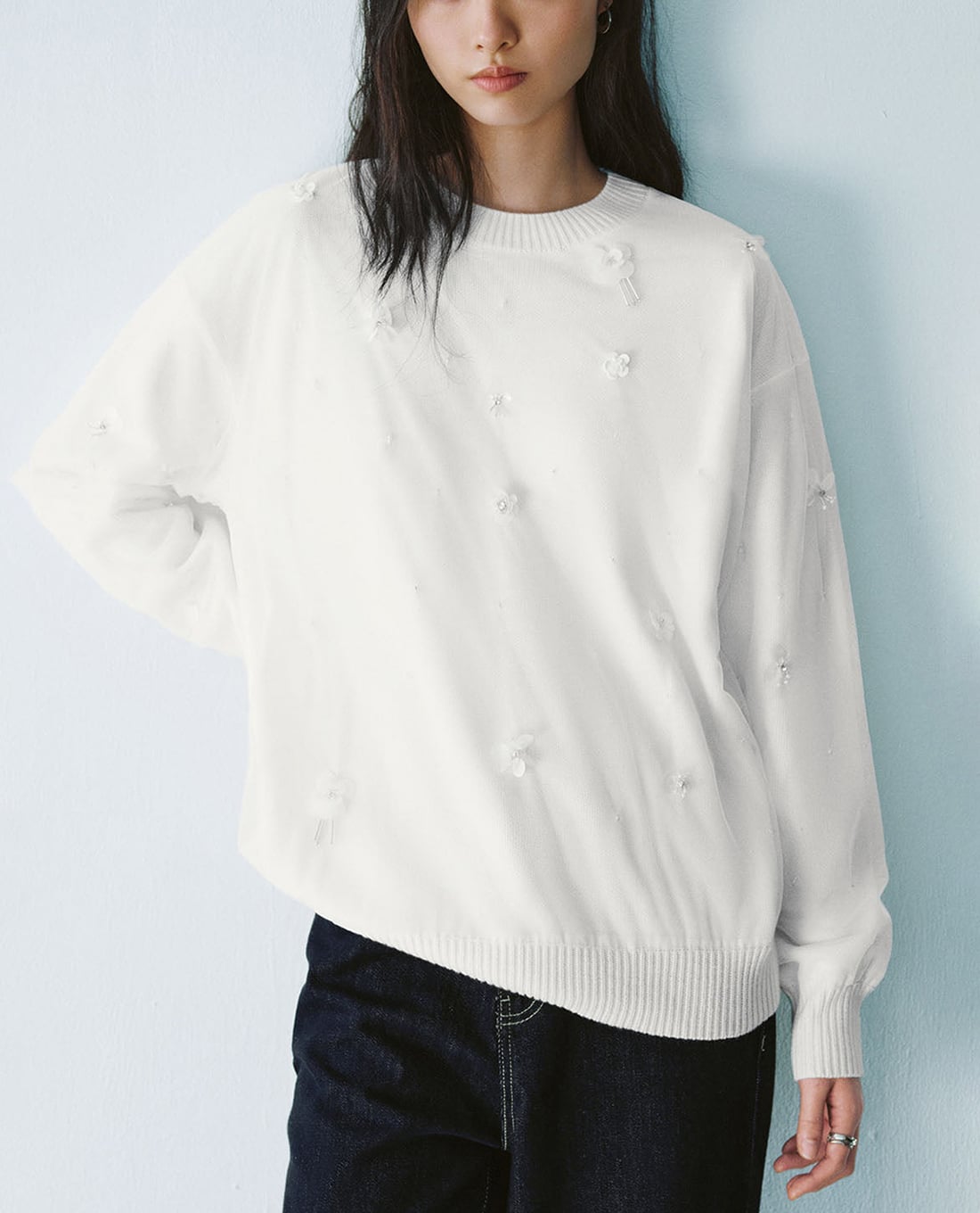 URBAN REVIVO - Áo sweatshirt nữ cổ tròn tay dài thanh lịch