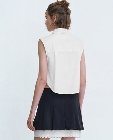  URBAN REVIVO - Áo sơ mi nữ sát nách phom croptop trẻ trung 