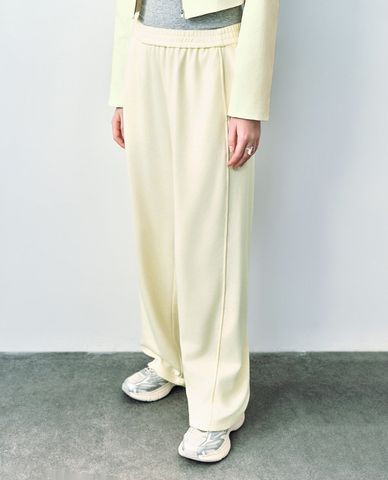  URBAN REVIVO - Quần dài nữ ống rộng lưng thun Elastic Waist Wide 