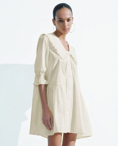  URBAN REVIVO - Đầm mini nữ cổ V tay lửng dáng suông 