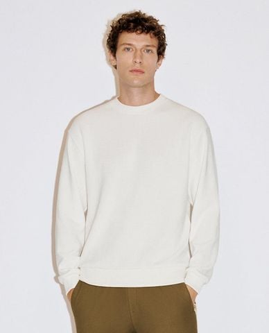  URBAN REVIVO - Áo sweatshirt nam cổ tròn tay dài Straight 