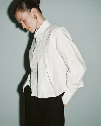  URBAN REVIVO - Áo sơ mi nữ cổ bẻ tay dài thanh lịch Button Up Loose 