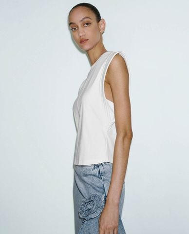  URBAN REVIVO - Áo sát nách nữ cổ tròn Cap 