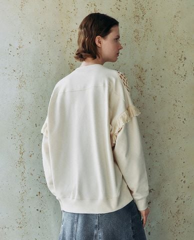  URBAN REVIVO - Áo sweatshirt nữ cổ tròn hiện đại 