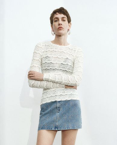  URBAN REVIVO - Áo kiểu nữ cổ tròn tay dài Sheer Skinny 