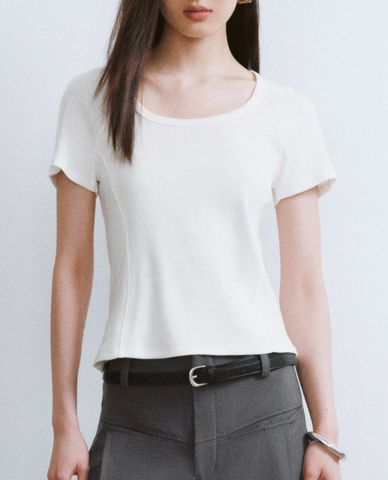  URBAN REVIVO - Áo thun nữ cổ tròn tay ngắn 