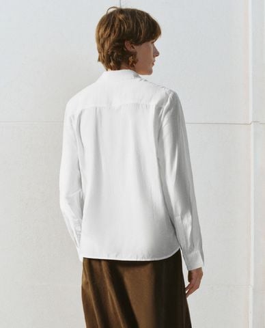  URBAN REVIVO - Áo sơ mi nữ cổ bẻ tay dài thanh lịch 