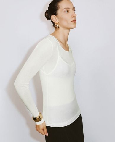  URBAN REVIVO - Áo thun nữ cổ thuyền tay dài phom ôm 