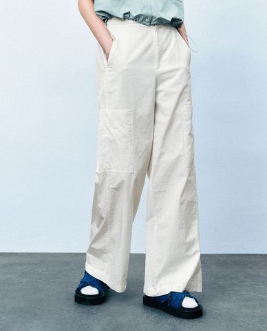  URBAN REVIVO - Quần nữ ống rộng thời trang 