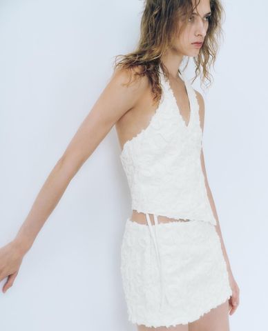  URBAN REVIVO - Áo kiểu nữ cổ yếm phối vạt chéo Halter 