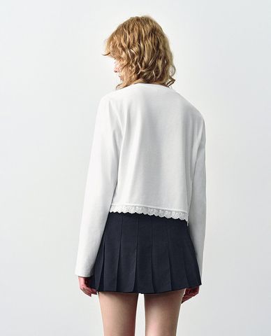  URBAN REVIVO - Áo croptop nữ cổ tròn tay dài viền ren 