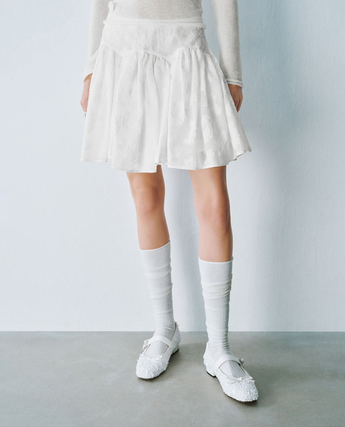 URBAN REVIVO - Chân váy chữ A mini trẻ trung