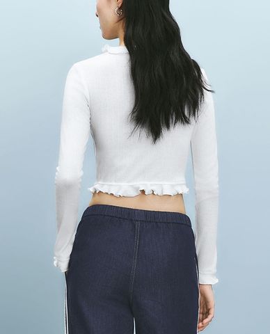  URBAN REVIVO - Áo croptop nữ tay dài phom ôm 