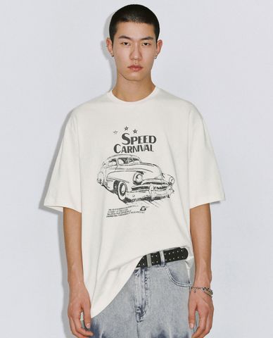  URBAN REVIVO - Áo thun nam in họa tiết cá tính 