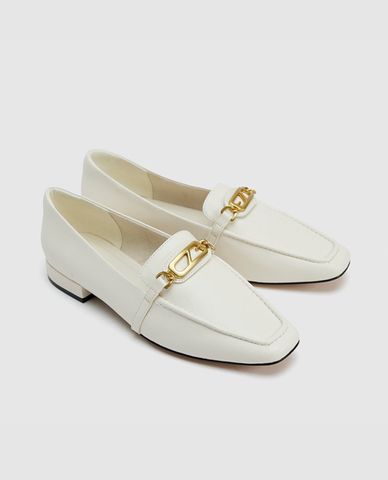  URBAN REVIVO - Giày lười nữ đế thấp Chain Decor 