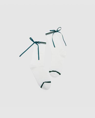  URBAN REVIVO - Vớ nữ cổ cao Bow Décor 