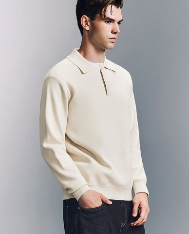  URBAN REVIVO - Áo dệt kim nam cổ bẻ tay dài Striped 