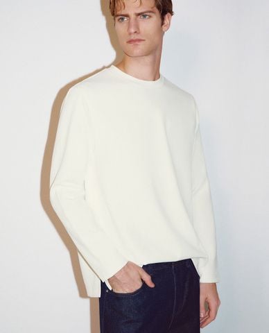  URBAN REVIVO - Áo thun nam cổ tròn tay dài Regular Overhead 