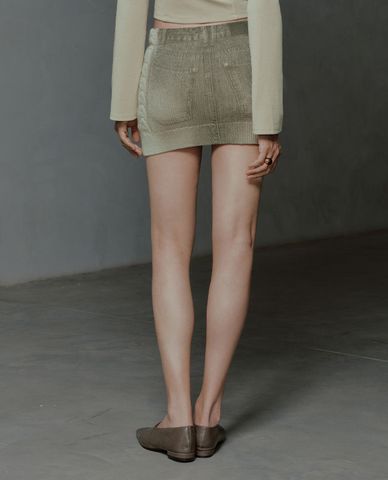  URBAN REVIVO - Chân váy dệt kim mini bo gấu thời thượng 