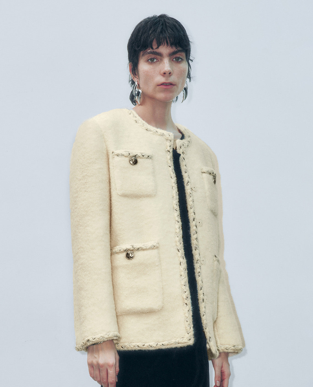 URBAN REVIVO - Áo khoác tweed nữ phối túi thanh lịch Glamor