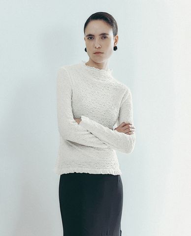  URBAN REVIVO - Áo dệt kim nữ tay dài thanh lịch 