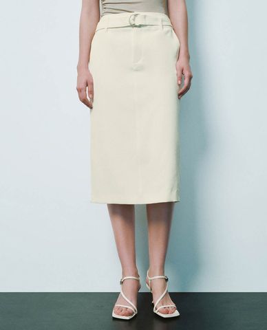  URBAN REVIVO - Chân váy chữ A midi phối thắt lưng cùng màu 