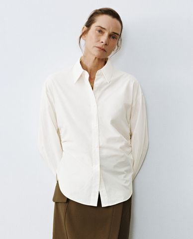  URBAN REVIVO - Áo sơ mi nữ cổ bẻ tay dài chiết eo 